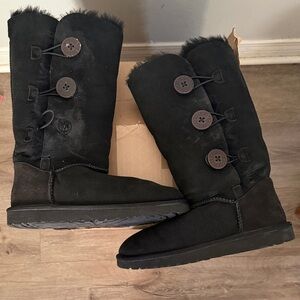 Women's Bailey Uggs Boots